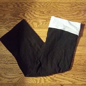 Pink Victoria's yoga capris